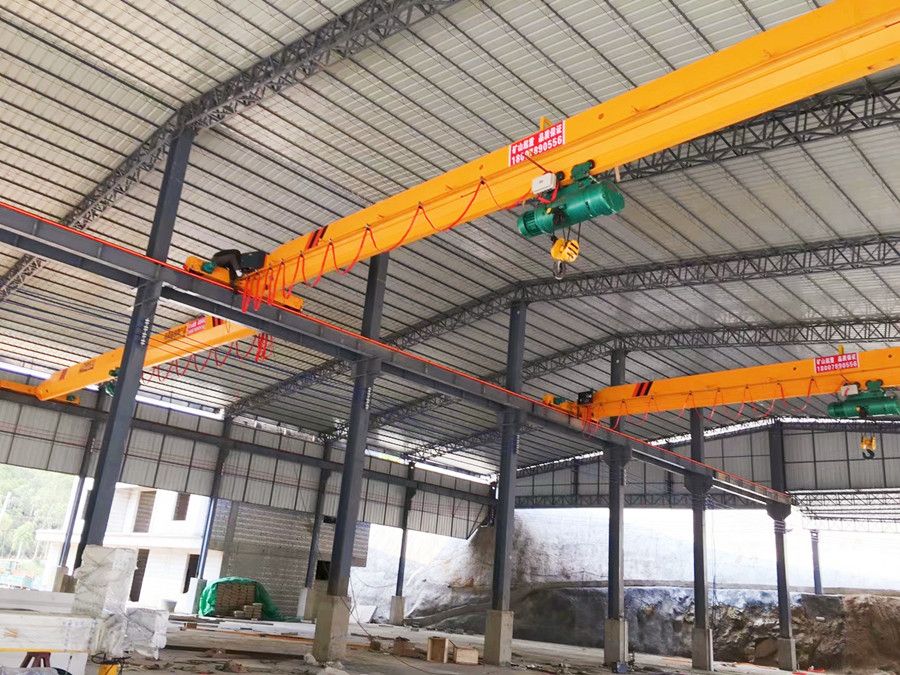 山東煙臺起重機械、橋式起重機、河南新鄉(xiāng)礦山LD型電動單梁起重機