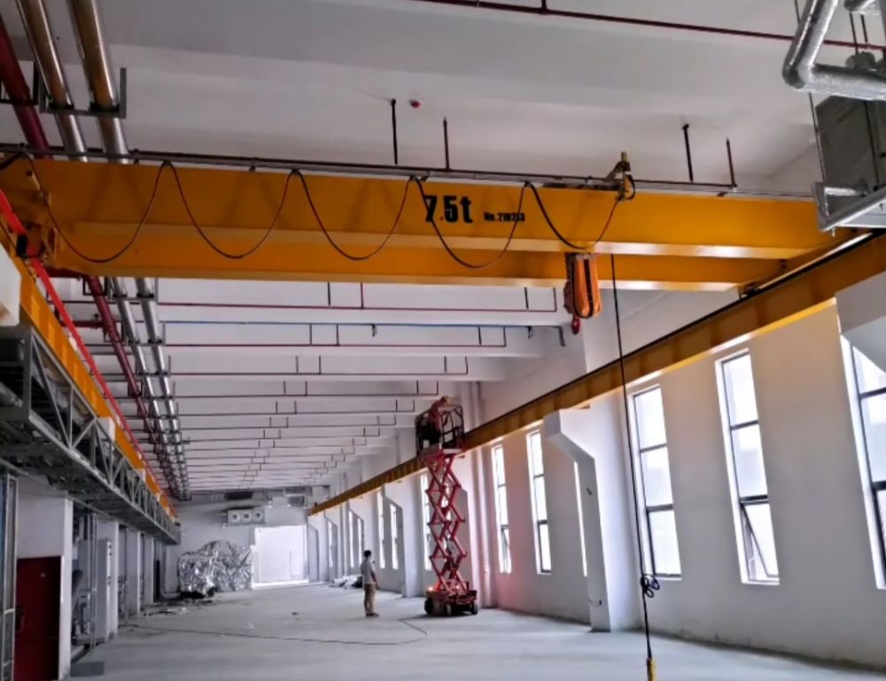 重慶起重機、LH型電動葫蘆雙梁橋式起重機、起重吊機、天車