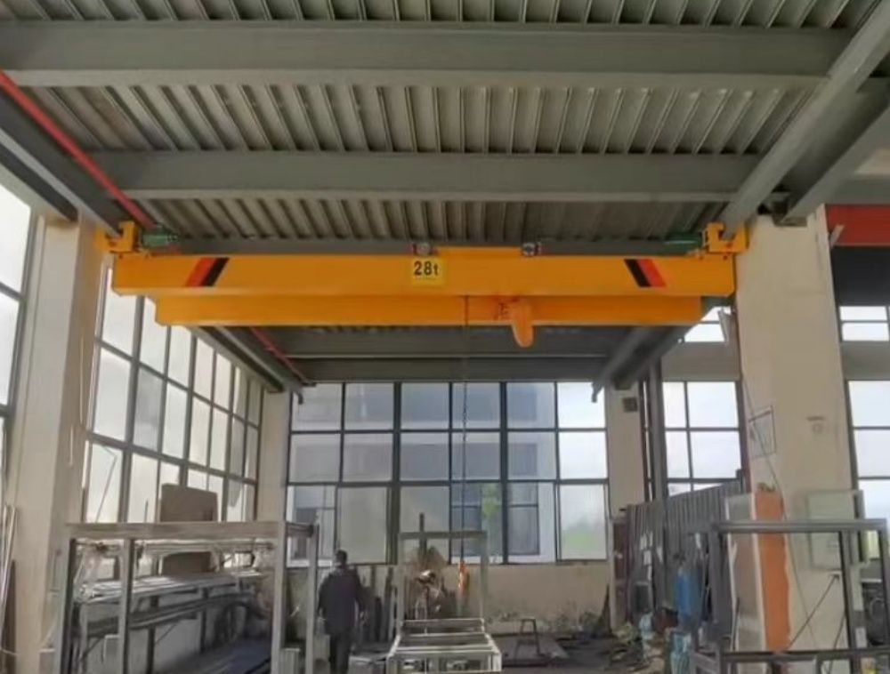 新型懸掛起重機(jī)、電動(dòng)雙梁懸掛起重機(jī)、懸掛吊機(jī)、懸掛天車