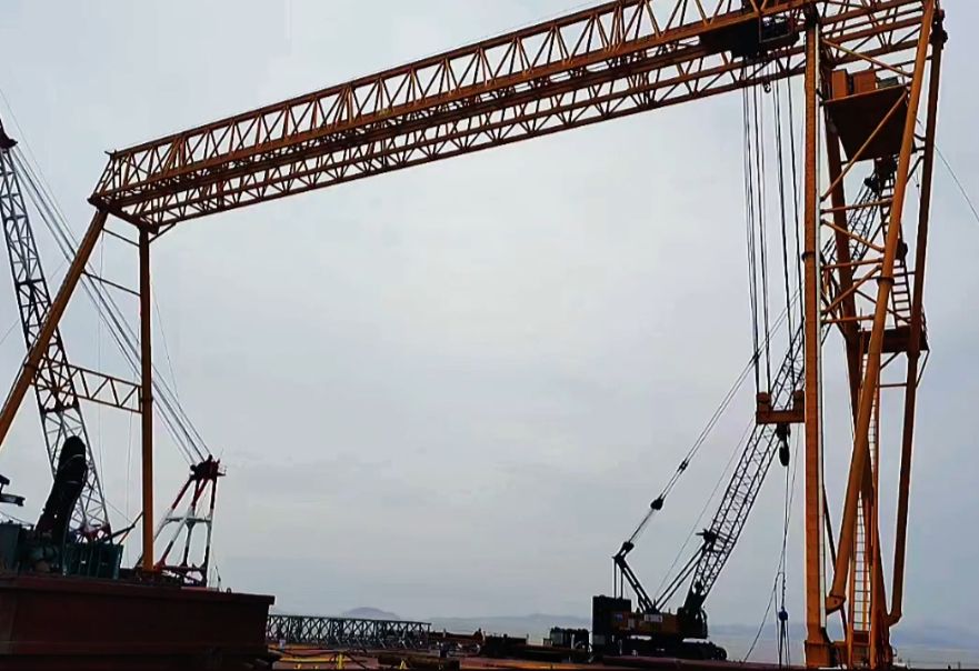 MG桁架雙梁門式起重機(jī)、提梁機(jī)、路橋門機(jī)廠家、產(chǎn)地、價(jià)格報(bào)價(jià)