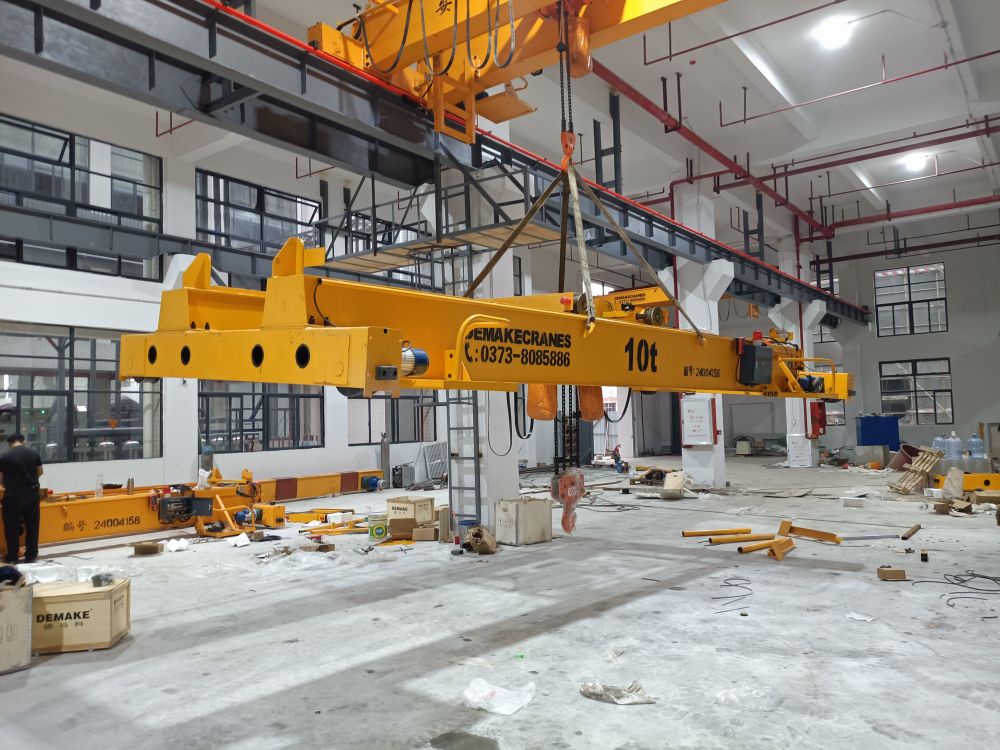 LH型電動(dòng)葫蘆橋式起重機(jī)、廣東省清遠(yuǎn)起重機(jī)廠家、報(bào)價(jià)