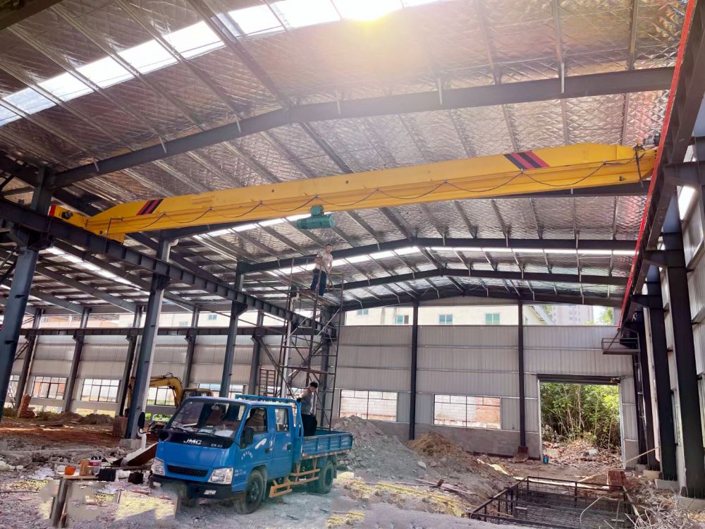 電動單梁起重機(jī)、天車、吊機(jī)、行吊廠家銷售、安裝維修-礦山起重機(jī)