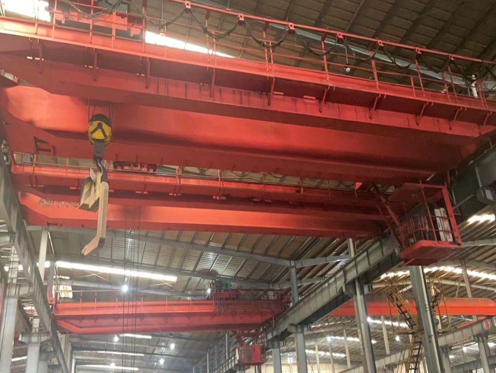 山東起重機(jī)廠家品牌、雙梁橋式起重機(jī)、吊機(jī)、天車、桁吊制造安裝維修