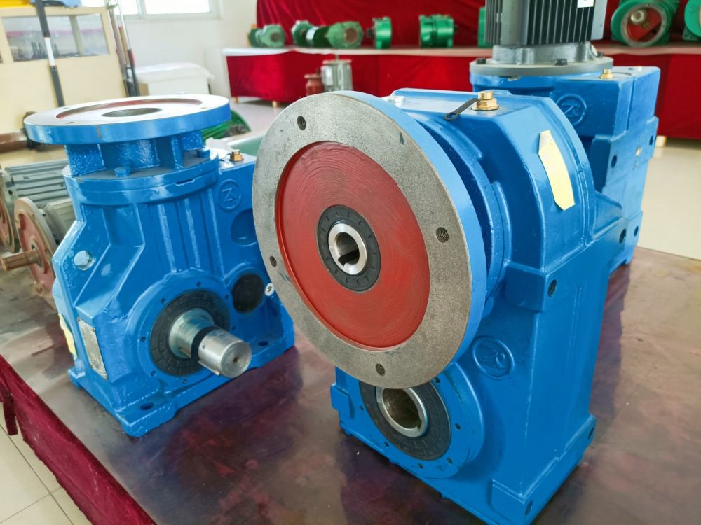 減速機(jī)廠家品牌、減速機(jī)型號規(guī)格、技術(shù)參數(shù)、減速機(jī)維修更換保養(yǎng)