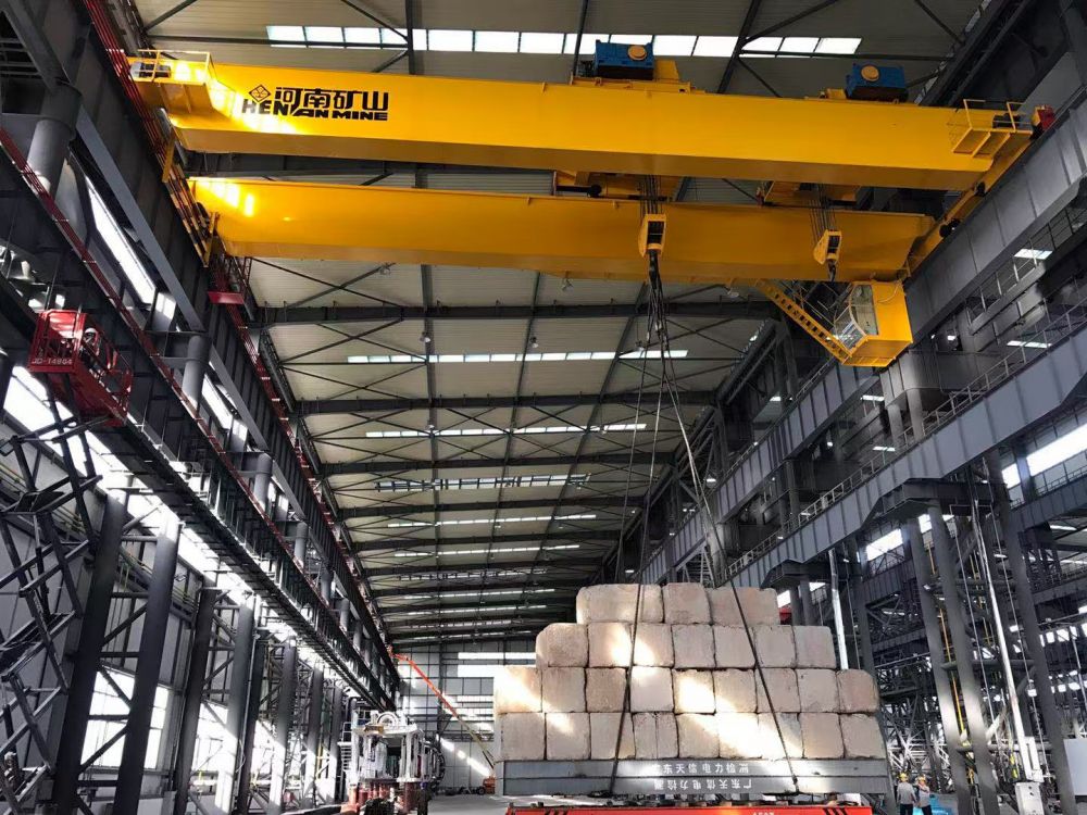 山東起重機(jī)、泰安起重機(jī)廠家供貨橋式起重機(jī)、橋吊