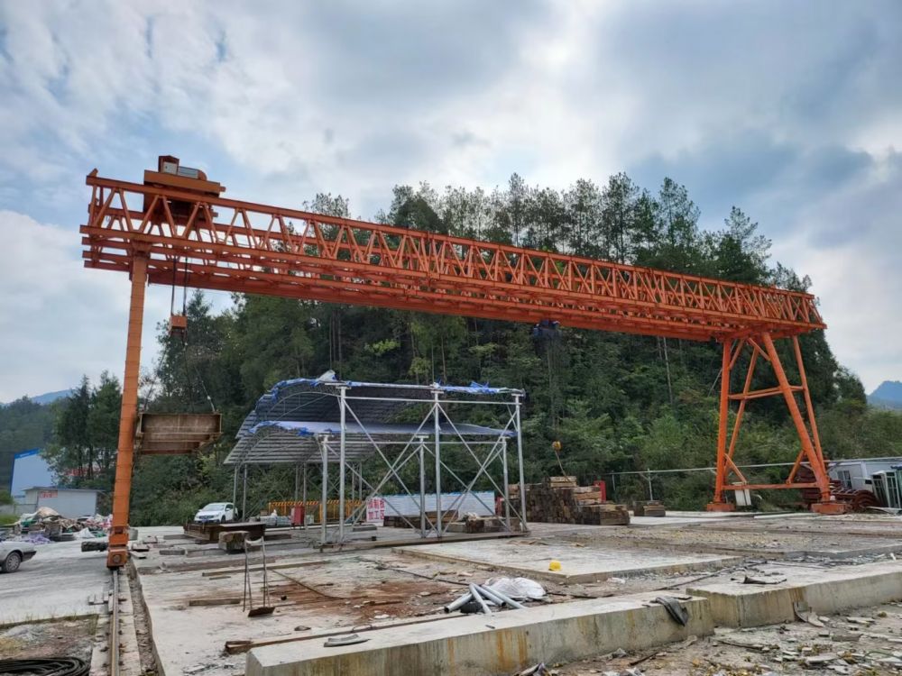 提梁機(jī)、梁場龍門吊、MG桁架門式起重機(jī)