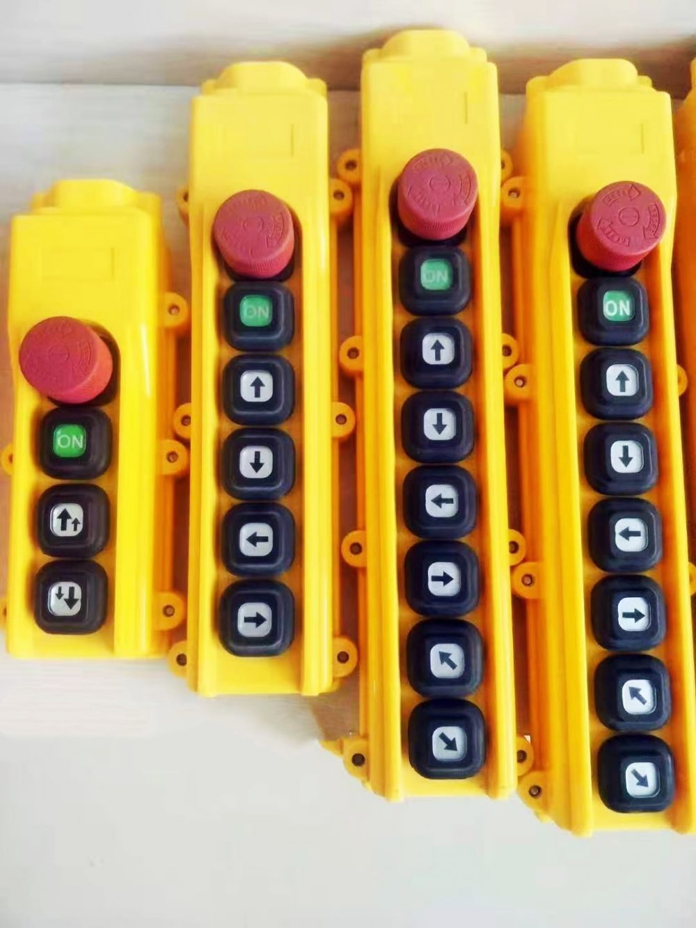 起重電氣、起重控制電氣、起重機按鈕/手柄批發(fā)零售、更換維修