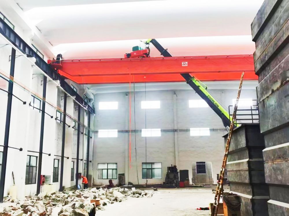 LH型電動葫蘆橋式起重機(jī)、LH型葫蘆雙天車、吊機(jī)