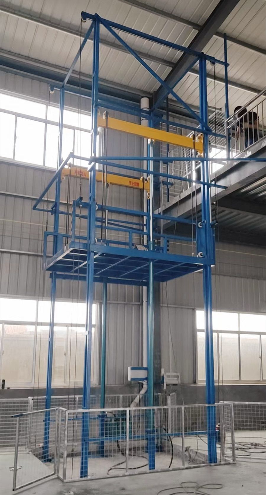 惠州市升降機(jī)、導(dǎo)軌式液壓升降貨梯、鏈條液壓升降平臺廠家銷售