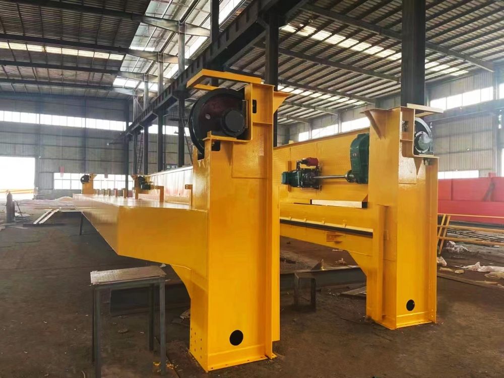 QD型/QE型吊鉤橋式起重機(jī)、起重機(jī)廠家、產(chǎn)地、品牌、價格