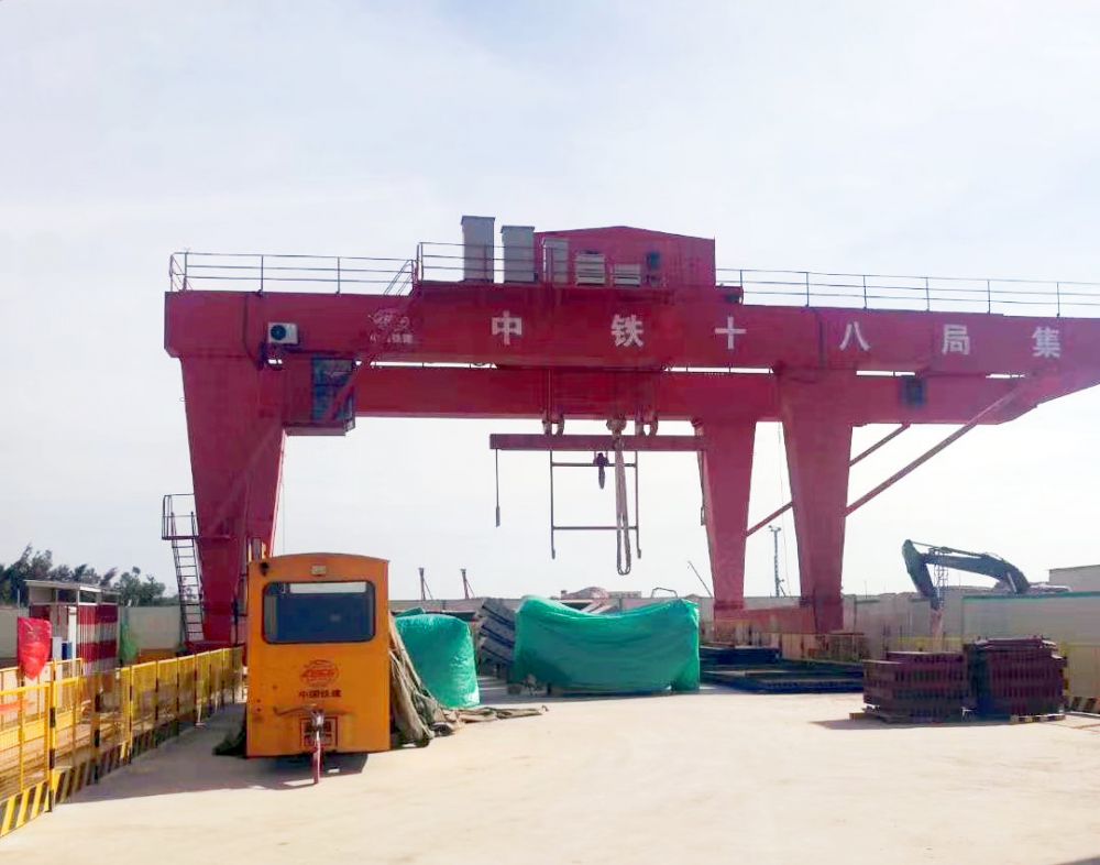 深圳地鐵龍門吊、U型門式起重機、廠家銷售安裝維修