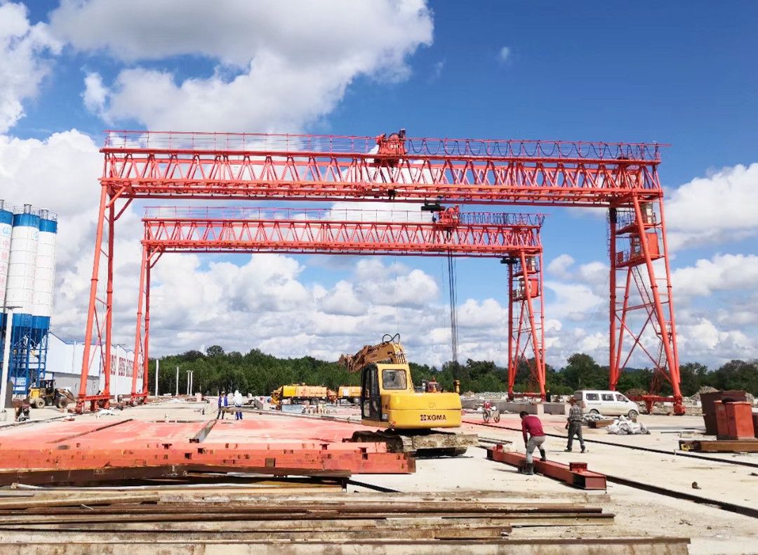 寧夏工程龍門吊、石嘴山提梁機(jī)、路橋門機(jī)廠家供貨安裝