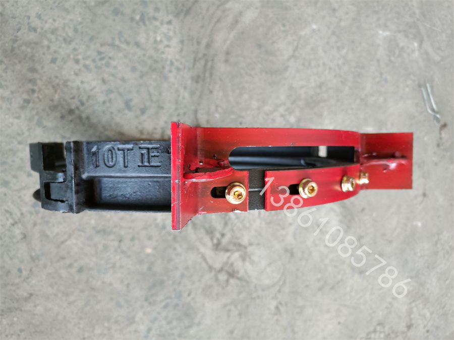 電動葫蘆導(dǎo)繩器、鋼絲繩電動葫蘆導(dǎo)繩器