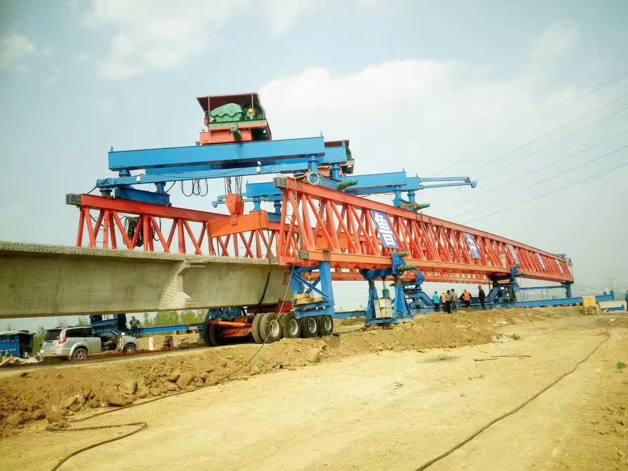 陜西架橋機(jī)、咸陽(yáng)市公路鐵路架橋機(jī)廠家銷售、安裝維修