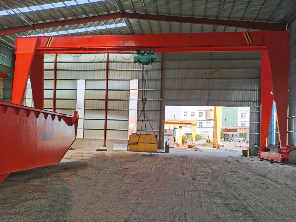 MH型1~32噸電動葫蘆單梁門式起重機、山東龍門吊廠家品牌、價格