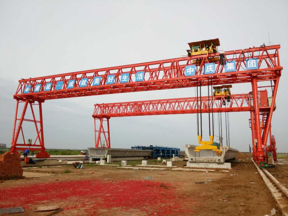 山東濰坊龍門吊、提梁機、路橋門機、雙梁門式起重機廠家銷售安裝維修