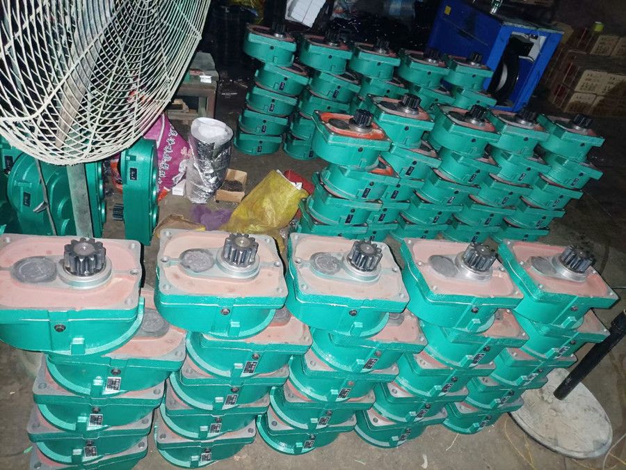 河南新鄉(xiāng)LDA變速箱、減速機(jī)、減速器廠家批發(fā)