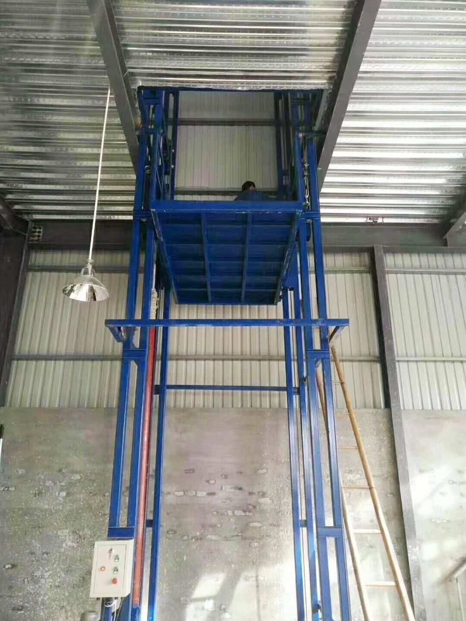 肇慶市SJD型鏈條導(dǎo)軌式升降機(jī)、貨梯廠家供貨、安裝維修