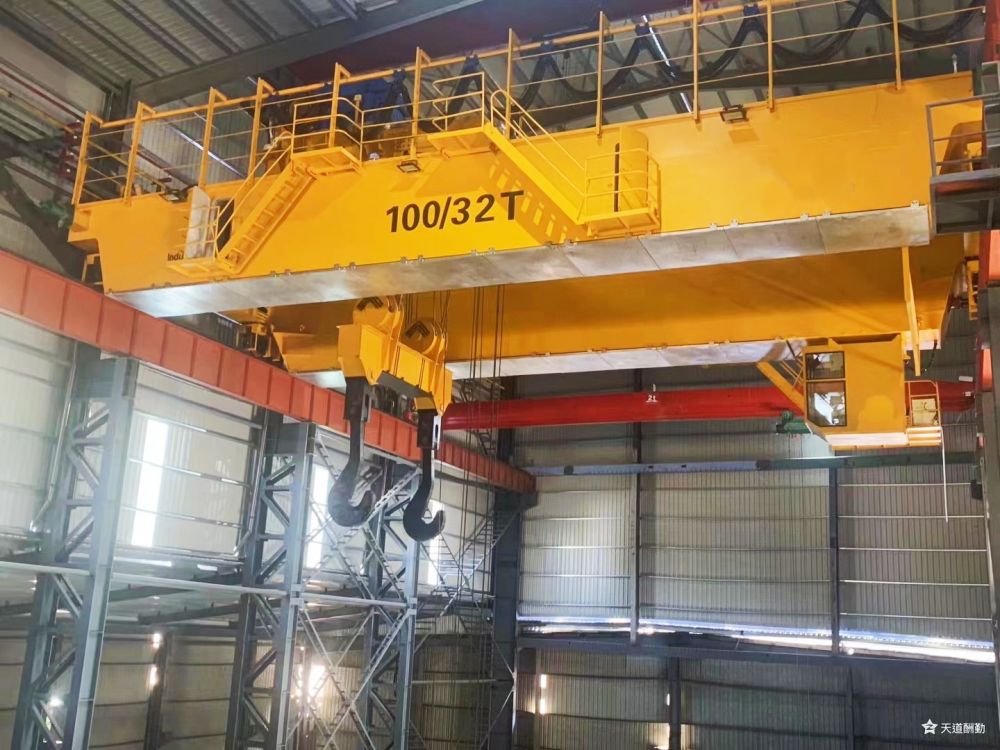 QDY型吊鉤橋式吊運(yùn)熔融金屬用起重機(jī)