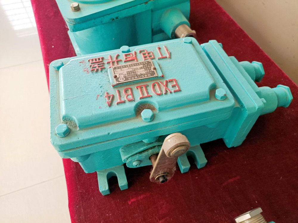 防爆起重機(jī)配件、防爆起重電氣、隔爆型行程開關(guān)廠家供貨、安裝維修