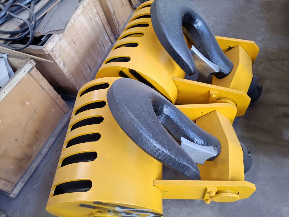 起重吊鉤、行車大鉤供貨維修、封閉式起重機(jī)吊鉤廠家、型號(hào)參數(shù)、價(jià)格