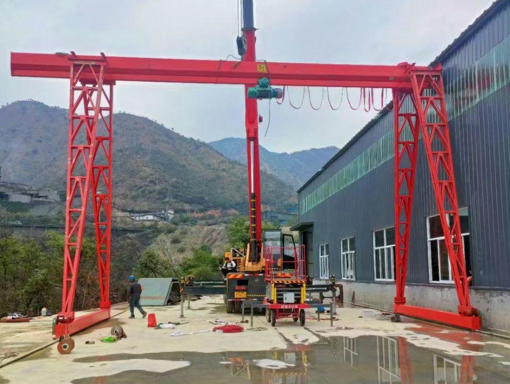 門式起重機(jī)、龍門吊廠家、MH門式起重機(jī)設(shè)計(jì)制造、安裝維修