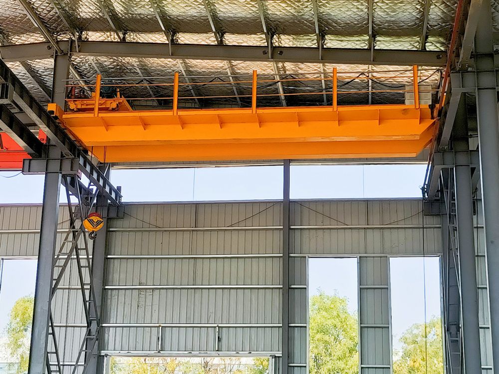 礦山起重機、橋式雙梁天車、吊機、行吊廠家、型號、參數(shù)、安裝維修