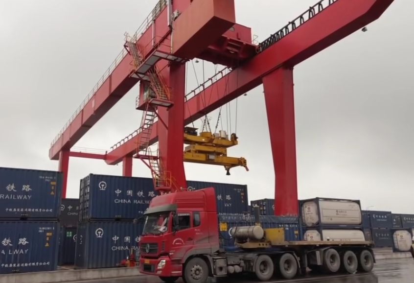 西安龍門(mén)吊、集裝箱門(mén)式起重機(jī)、集裝箱吊