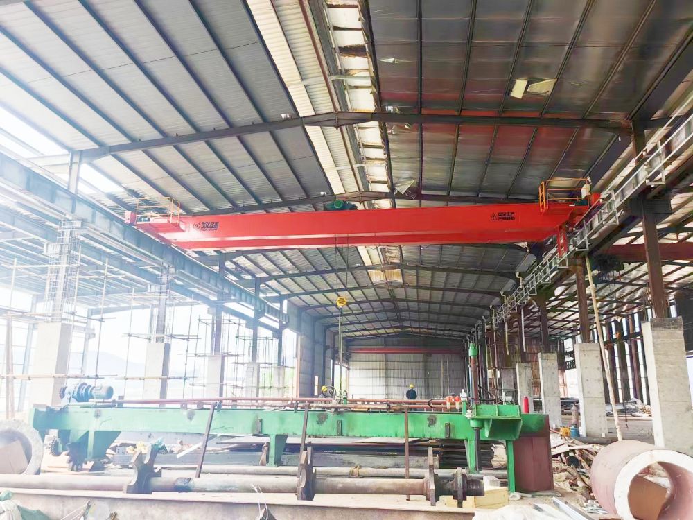 LH型電動(dòng)葫蘆雙梁橋式起重機(jī)、天車(chē)、吊機(jī)、橋吊、發(fā)達(dá)起重機(jī)