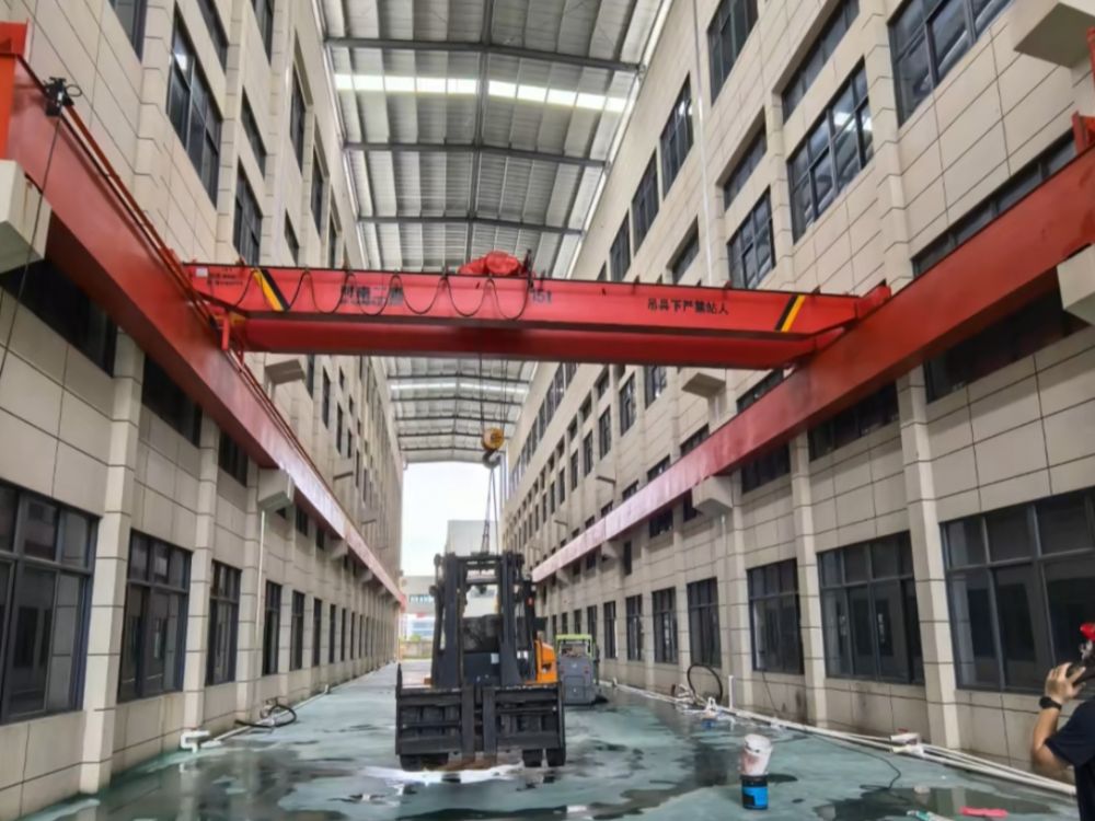 寧波起重機(jī)、電動(dòng)葫蘆橋式起重機(jī)、葫蘆雙