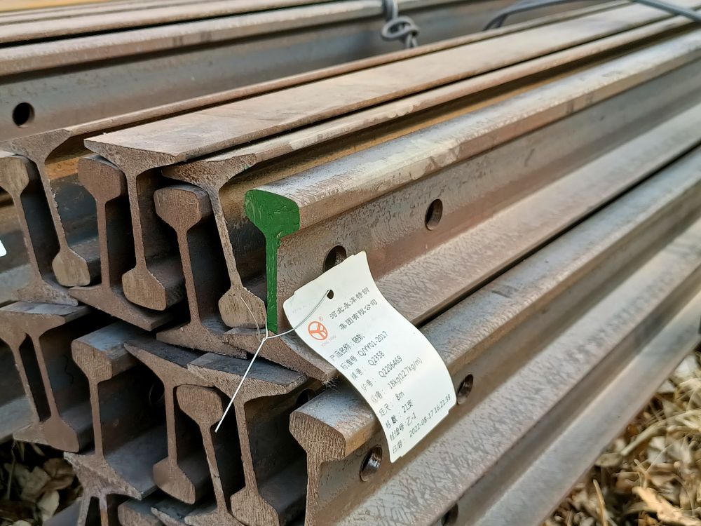 起重機(jī)路軌、行車軌道、鋼軌批發(fā)，鋼軌安裝調(diào)整校正