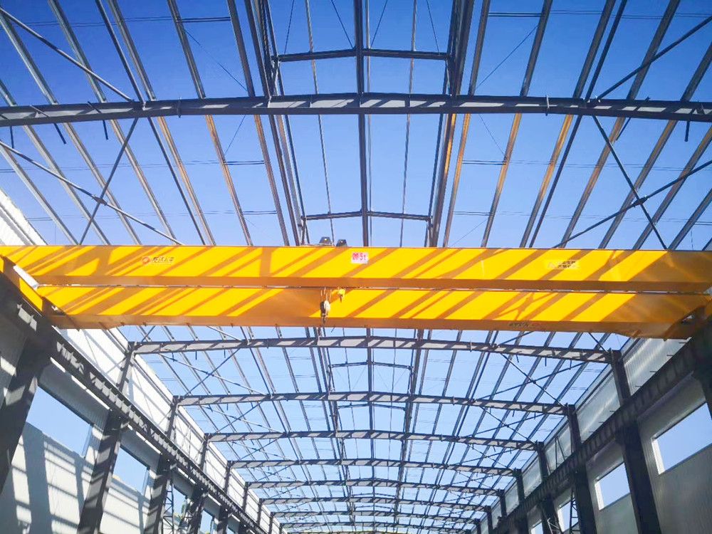 新鄉(xiāng)起重機、LHB型防爆電動葫蘆雙梁起重機廠家銷售