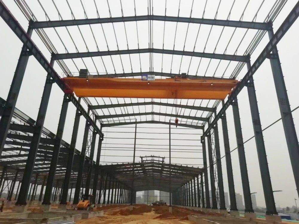 QD型吊鉤雙梁橋式起重機(jī)、雙梁天車、吊機(jī)、航吊制造安裝維修維保